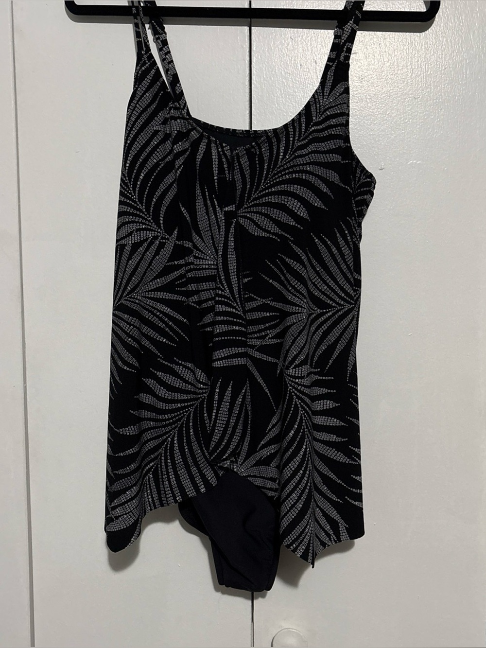 Paradise Bay Sz 16 1 Pcs FauxKini Womens Swimsuit One-piece Black Palm
